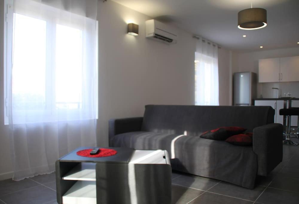 Appart Dans Maison 2 Km De La Plage Villeneuve-Loubet Zewnętrze zdjęcie